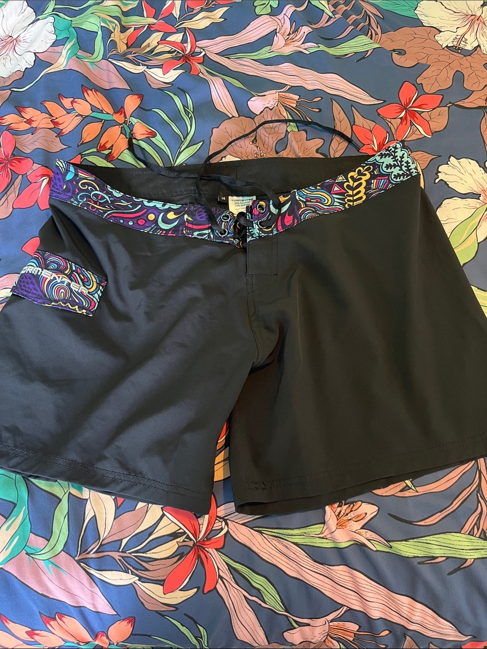 Women’s Board shorts with colorful accents new